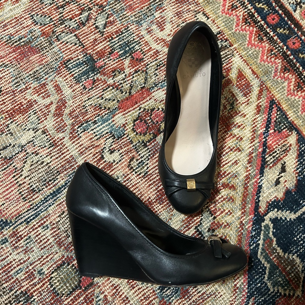 Vince Camuto Black Wedge Heels